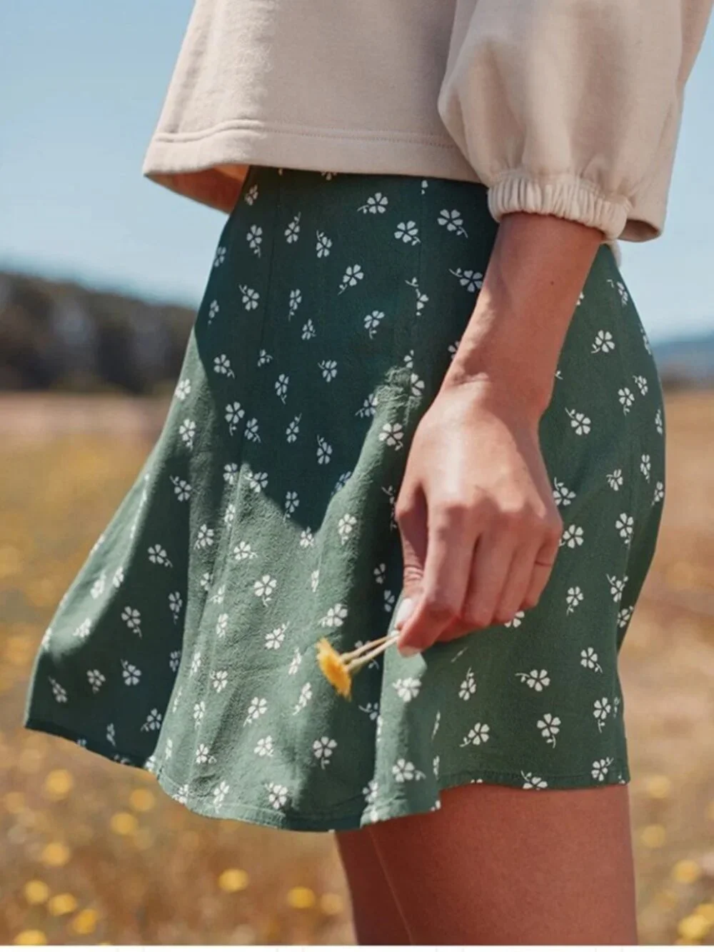 Marine Layer Sage Green Floral Mini Skirt Flowy A-Line Lightweight Summer 8